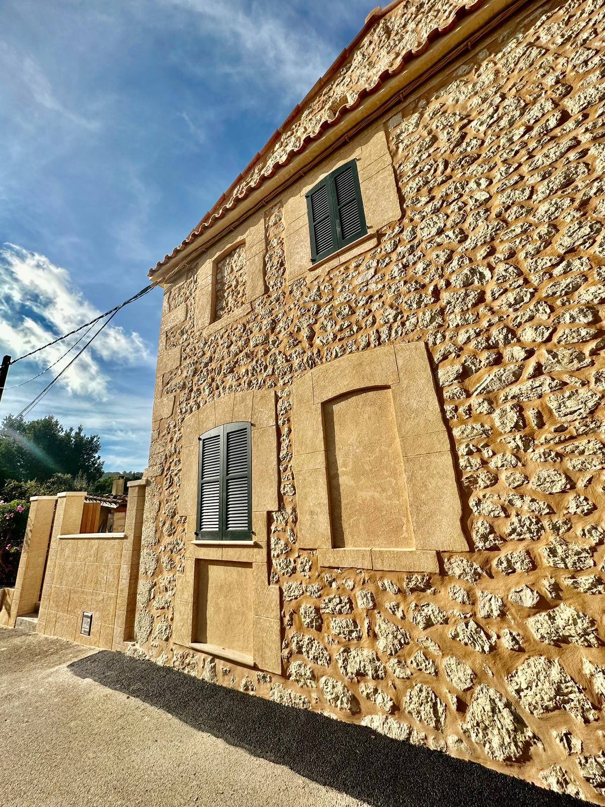 Detalle cantería artesanal piedra mallorquina reforma chalet