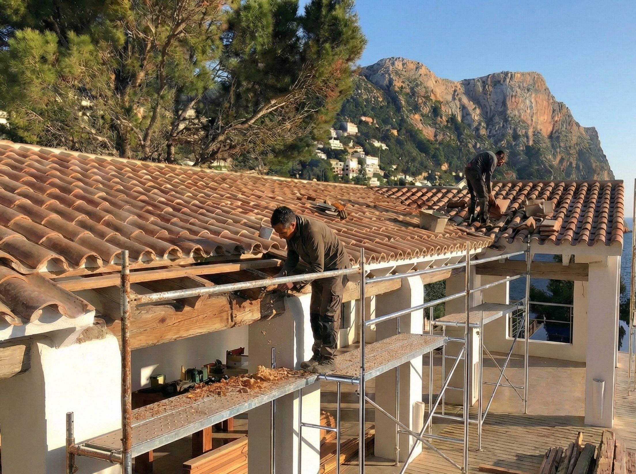 Andamios y rehabilitación de fachada en Mallorca
